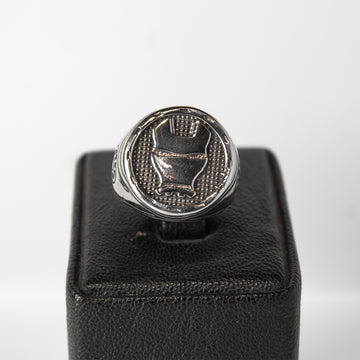 Anillo Iron