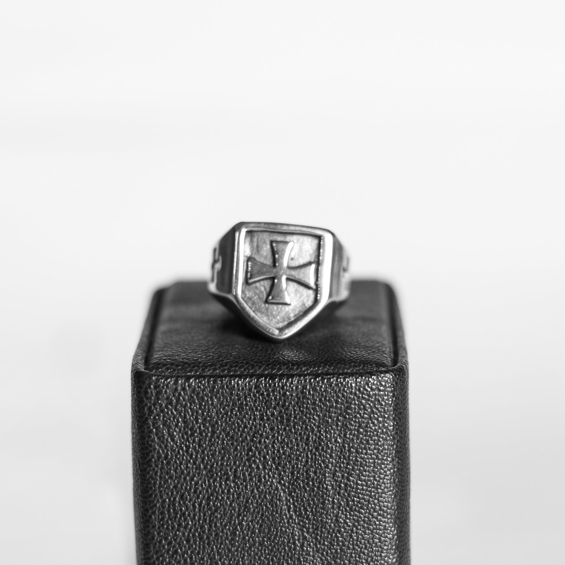 Ring Tous Trebol Tous Gold Bear Ring Gold And Bear Charm Ring Bold