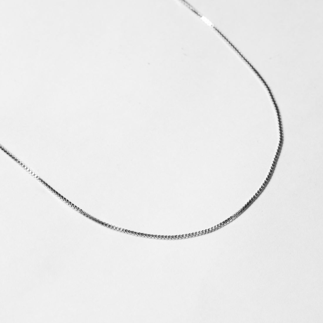 Cadena Minimal Silver