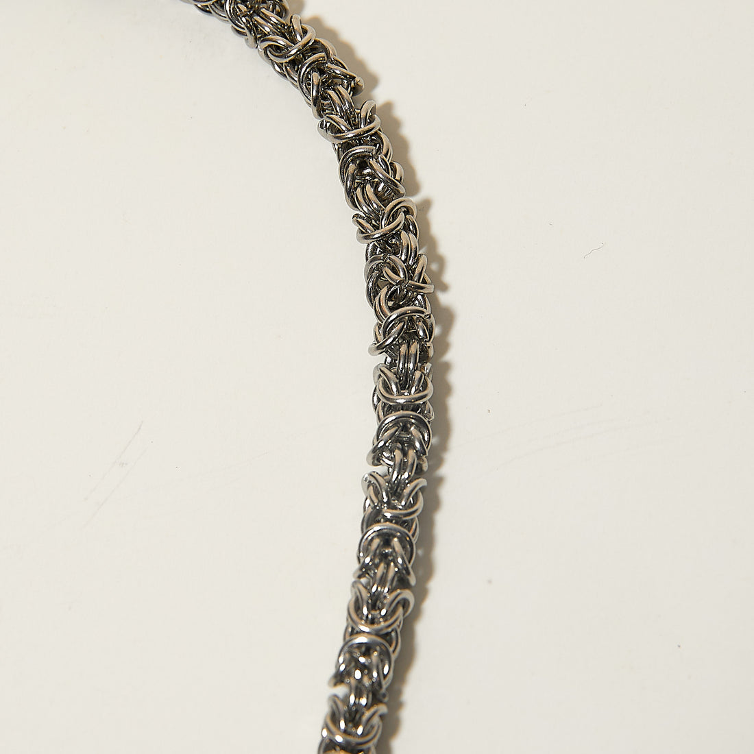 Cadena Spine Silver