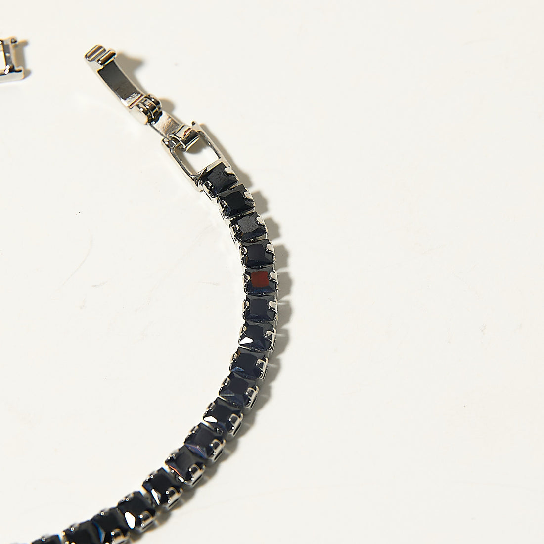 Brazalete Black Tennis Silver