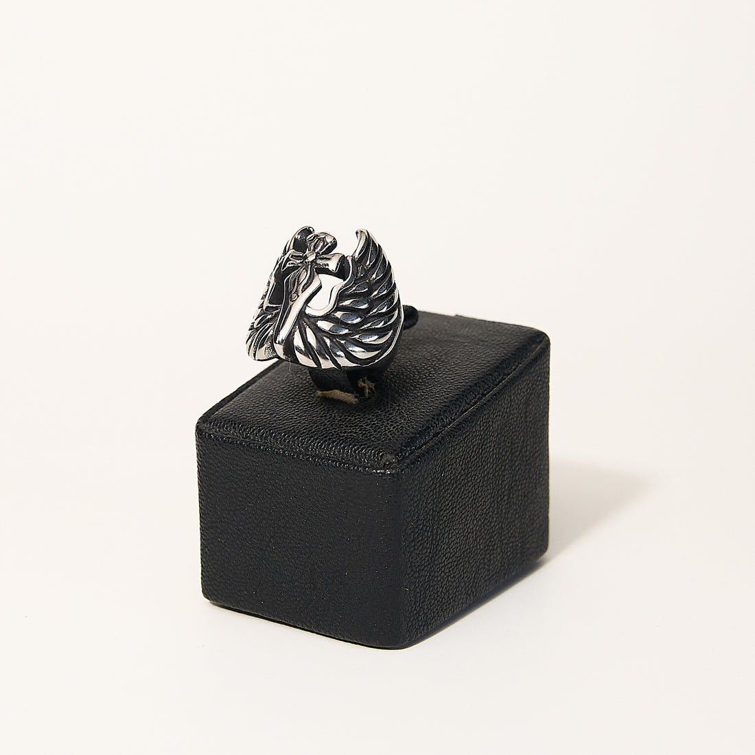 Anillo Seraphic Guardian