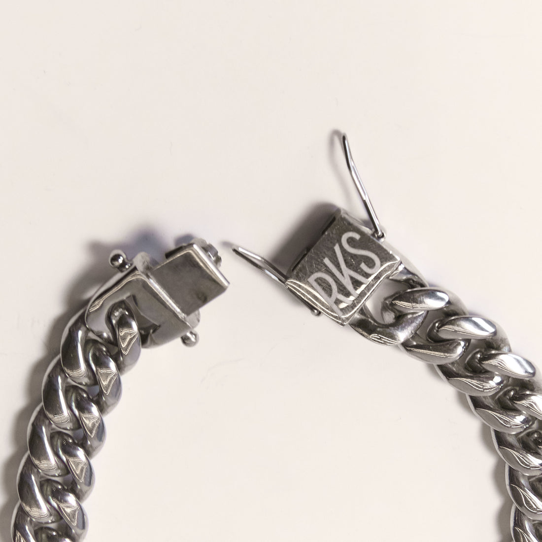 Brazalete Cuban Prong Clásico Silver