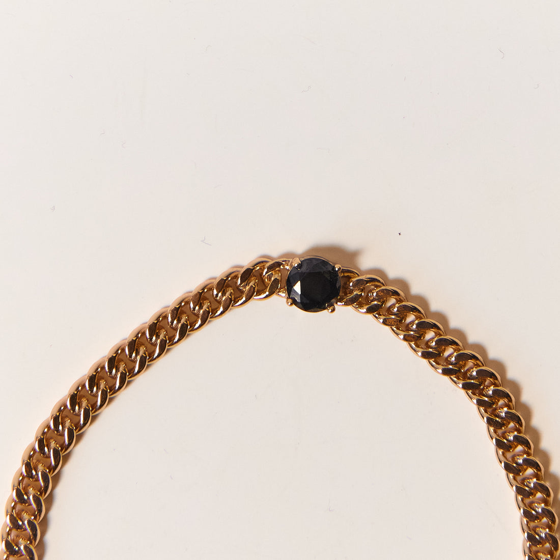 Brazalete Gold Gema Negra