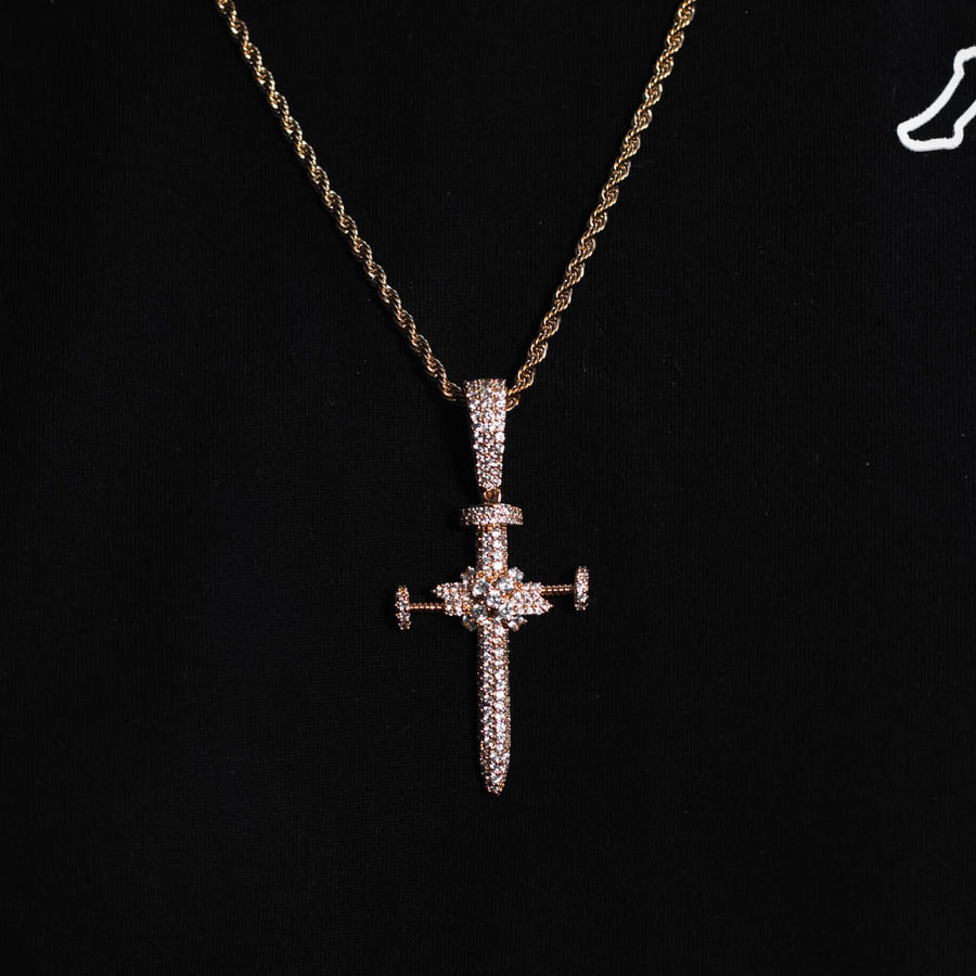 Cadena Cruz Clavo Gold Rose 18k